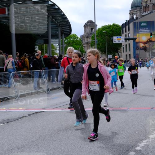 25.04.2026 - Das Zehntel Tim E. http://msf.ph/oto/9579141 25.04.2026 11:08:24 Ziel 5560, 5562, 5627, 6024, 6182, 6561, 6657, 7271 meine-sportfotos.de