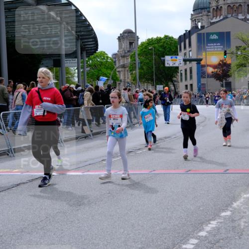 25.04.2026 - Das Zehntel Tim E. http://msf.ph/oto/9579146 25.04.2026 11:08:25 Ziel 5560, 5562, 5627, 6024, 6182, 6561, 6657, 7271 meine-sportfotos.de