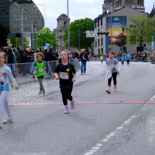 25.04.2026 - Das Zehntel Tim E. http://msf.ph/oto/9579152 25.04.2026 11:08:26 Ziel 5560, 5562, 5627, 6024, 6182, 6561, 6657, 7271 meine-sportfotos.de