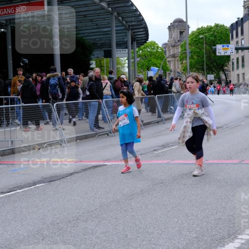 25.04.2026 - Das Zehntel Tim E. http://msf.ph/oto/9579163 25.04.2026 11:08:29 Ziel 5560, 5562, 5624, 5627, 6024, 6182, 6561, 6657, 7271 meine-sportfotos.de