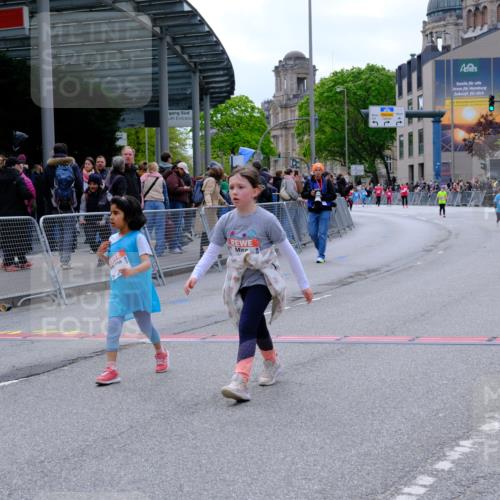 25.04.2026 - Das Zehntel Tim E. http://msf.ph/oto/9579165 25.04.2026 11:08:29 Ziel 5560, 5562, 5624, 5627, 6024, 6182, 6561, 6657, 7271 meine-sportfotos.de