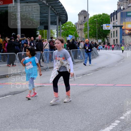 25.04.2026 - Das Zehntel Tim E. http://msf.ph/oto/9579169 25.04.2026 11:08:30 Ziel 5624, 5627, 6024, 6182, 6561, 6657, 7271 meine-sportfotos.de