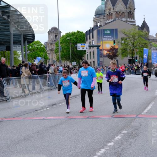 25.04.2026 - Das Zehntel Tim E. http://msf.ph/oto/9579181 25.04.2026 11:08:40 Ziel 5624, 5957, 6642, 6779, 6864, 7212 meine-sportfotos.de