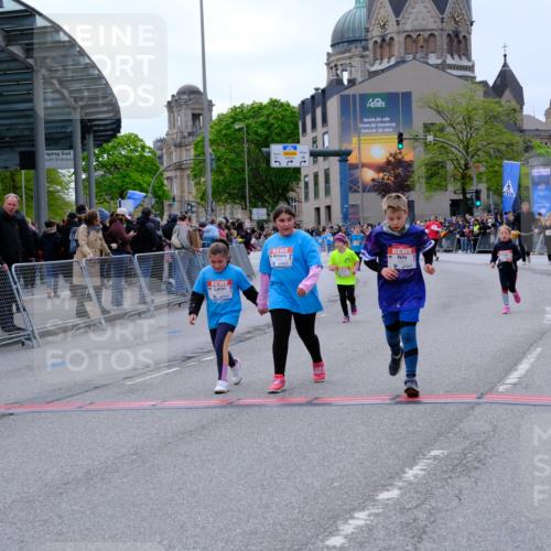 25.04.2026 - Das Zehntel Tim E. http://msf.ph/oto/9579183 25.04.2026 11:08:40 Ziel 5624, 5957, 6642, 6779, 6864, 7212 meine-sportfotos.de