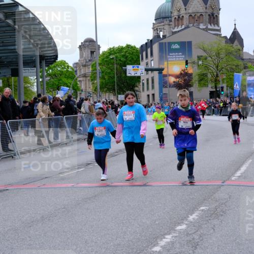 25.04.2026 - Das Zehntel Tim E. http://msf.ph/oto/9579184 25.04.2026 11:08:41 Ziel 5624, 5957, 6642, 6779, 6864, 7212 meine-sportfotos.de
