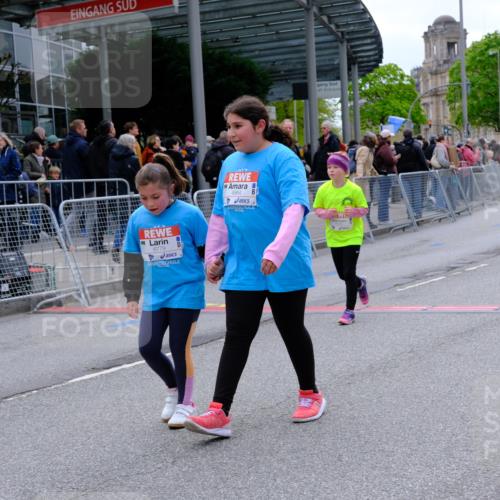 25.04.2026 - Das Zehntel Tim E. http://msf.ph/oto/9579194 25.04.2026 11:08:44 Ziel 5957, 6642, 6779, 6864, 7212 meine-sportfotos.de