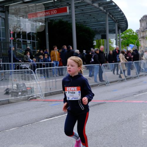 25.04.2026 - Das Zehntel Tim E. http://msf.ph/oto/9579201 25.04.2026 11:08:46 Ziel 5684, 5957, 6178, 6642, 6779, 6864, 7212 meine-sportfotos.de