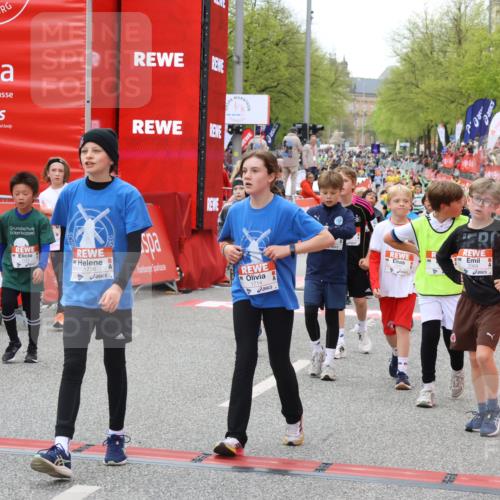 25.04.2026 - Das Zehntel Strokosch-Dieckow http://msf.ph/oto/9579214 25.04.2026 08:51:23 Ziel 1027, 1325, 1584, 1699, 1719, 2032, 2344, 2946, 3117, 3182, 3244, 3248, 3509, 3535, 4011, 1027, 1325, 1584, 1699, 1719, 2032, 2344, 2946, 3117, 3182, 3244, 3248, 3509, 3535, 4011 meine-sportfotos.de