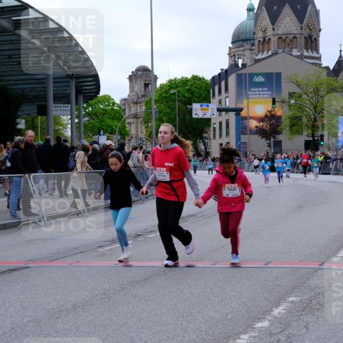 25.04.2026 - Das Zehntel Tim E. http://msf.ph/oto/9579222 25.04.2026 11:08:55 Ziel 5050, 5684, 6178, 7877, 7998 meine-sportfotos.de