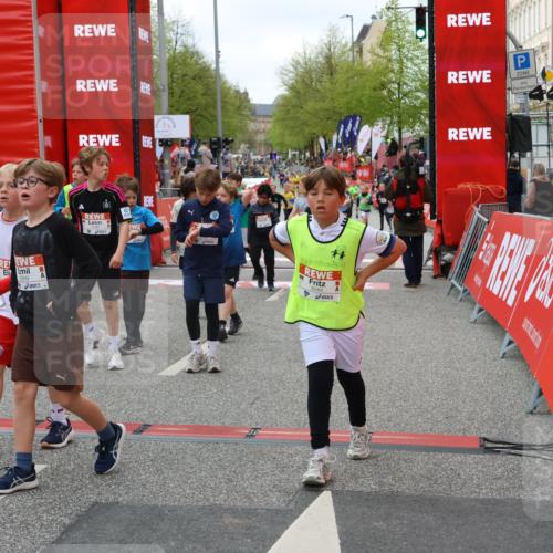 25.04.2026 - Das Zehntel Strokosch-Dieckow http://msf.ph/oto/9579231 25.04.2026 08:51:26 Ziel 1027, 1185, 1212, 1699, 1719, 2032, 2344, 2946, 3117, 3178, 3182, 3248, 4011, 1027, 1185, 1212, 1699, 1719, 2032, 2344, 2946, 3117, 3178, 3182, 3248, 4011 meine-sportfotos.de