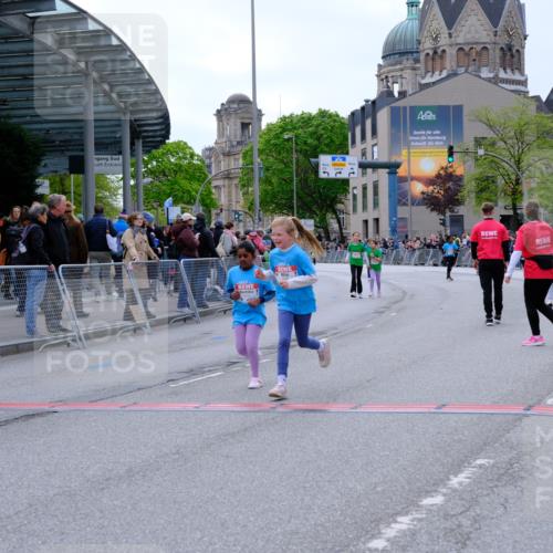 25.04.2026 - Das Zehntel Tim E. http://msf.ph/oto/9579247 25.04.2026 11:09:02 Ziel 5873, 6832, 6836, 7998 meine-sportfotos.de