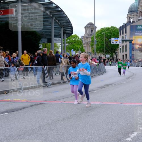 25.04.2026 - Das Zehntel Tim E. http://msf.ph/oto/9579253 25.04.2026 11:09:03 Ziel 5873, 6832, 6836, 7998 meine-sportfotos.de