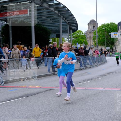 25.04.2026 - Das Zehntel Tim E. http://msf.ph/oto/9579257 25.04.2026 11:09:03 Ziel 5873, 6832, 6836, 7998 meine-sportfotos.de