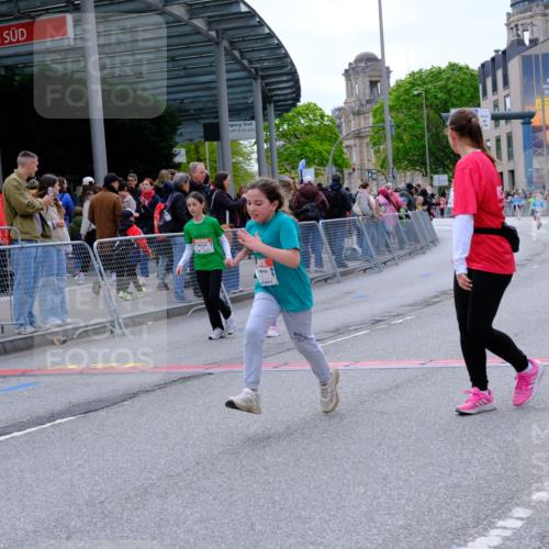 25.04.2026 - Das Zehntel Tim E. http://msf.ph/oto/9579280 25.04.2026 11:09:09 Ziel 5851, 5853, 5871, 5873, 6790, 6806, 6832, 6836 meine-sportfotos.de