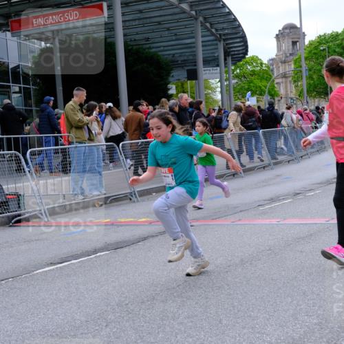 25.04.2026 - Das Zehntel Tim E. http://msf.ph/oto/9579283 25.04.2026 11:09:09 Ziel 5851, 5853, 5871, 5873, 6790, 6806, 6832, 6836 meine-sportfotos.de