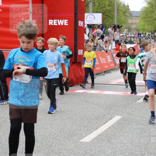 25.04.2026 - Das Zehntel Strokosch-Dieckow http://msf.ph/oto/9579301 25.04.2026 08:51:32 Ziel 1125, 1185, 1200, 1212, 1523, 1723, 2751, 3178, 3261, 3303, 3309, 3690, 3843, 3967, 1125, 1185, 1200, 1212, 1523, 1723, 2751, 3178, 3261, 3303, 3309, 3690, 3843, 3967 meine-sportfotos.de