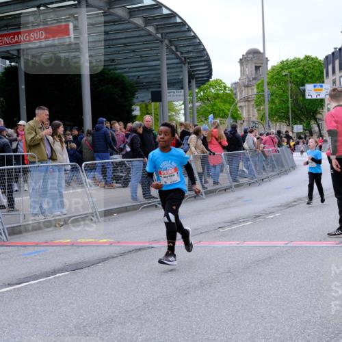 25.04.2026 - Das Zehntel Tim E. http://msf.ph/oto/9579302 25.04.2026 11:09:14 Ziel 5074, 5082, 5851, 5853, 5871, 5873, 6790, 6806, 6895 meine-sportfotos.de
