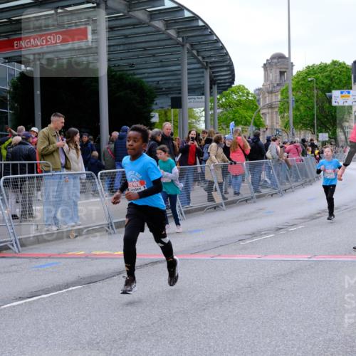 25.04.2026 - Das Zehntel Tim E. http://msf.ph/oto/9579305 25.04.2026 11:09:14 Ziel 5074, 5082, 5851, 5853, 5871, 5873, 6790, 6806, 6895 meine-sportfotos.de