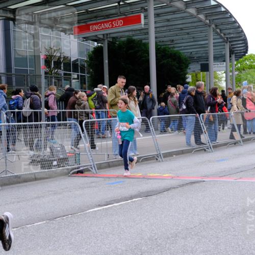 25.04.2026 - Das Zehntel Tim E. http://msf.ph/oto/9579309 25.04.2026 11:09:15 Ziel 5074, 5082, 5851, 5853, 5871, 6790, 6806, 6895 meine-sportfotos.de