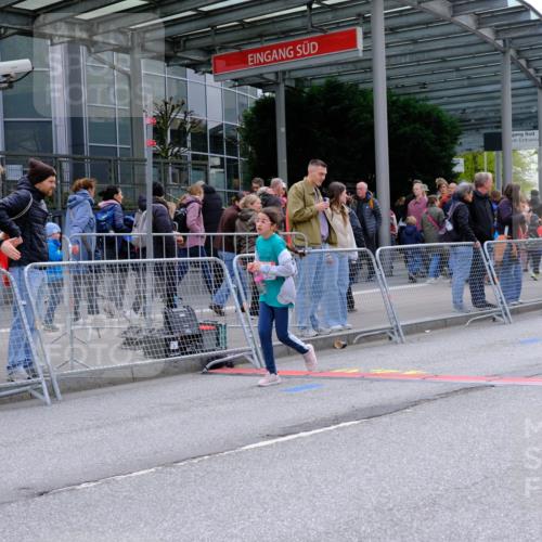 25.04.2026 - Das Zehntel Tim E. http://msf.ph/oto/9579313 25.04.2026 11:09:16 Ziel 5074, 5082, 5851, 5853, 5871, 6790, 6806, 6895 meine-sportfotos.de