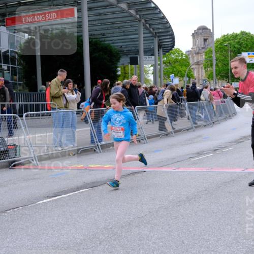25.04.2026 - Das Zehntel Tim E. http://msf.ph/oto/9579317 25.04.2026 11:09:28 Ziel 6828 meine-sportfotos.de