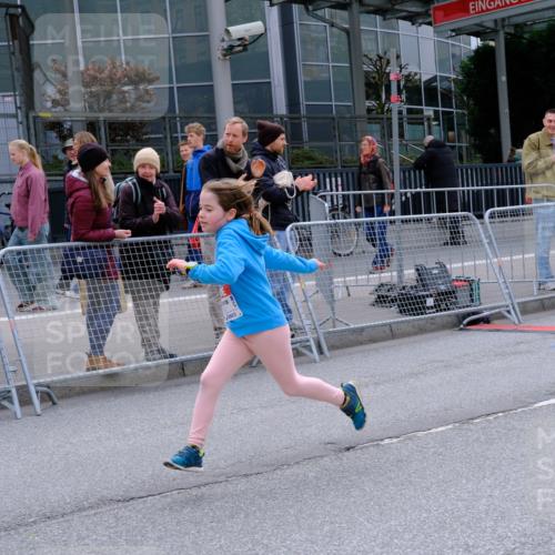 25.04.2026 - Das Zehntel Tim E. http://msf.ph/oto/9579327 25.04.2026 11:09:29 Ziel 6828 meine-sportfotos.de