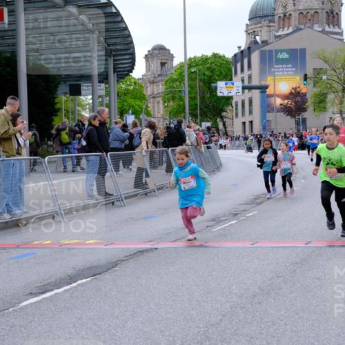 25.04.2026 - Das Zehntel Tim E. http://msf.ph/oto/9579337 25.04.2026 11:09:37 Ziel 5658, 6286, 6862, 7262, 7432, 7476 meine-sportfotos.de