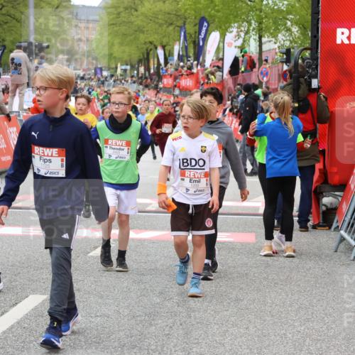 25.04.2026 - Das Zehntel Strokosch-Dieckow http://msf.ph/oto/9579343 25.04.2026 08:51:36 Ziel 1125, 1200, 1284, 1523, 1731, 1987, 2751, 2806, 3261, 3303, 3309, 3843, 3967, 1125, 1200, 1284, 1523, 1731, 1987, 2751, 2806, 3261, 3303, 3309, 3843, 3967 meine-sportfotos.de