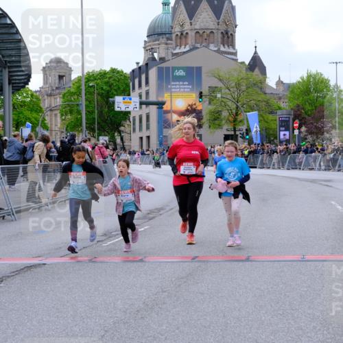 25.04.2026 - Das Zehntel Tim E. http://msf.ph/oto/9579350 25.04.2026 11:09:39 Ziel 5658, 6286, 6290, 6862, 7262, 7432, 7476 meine-sportfotos.de