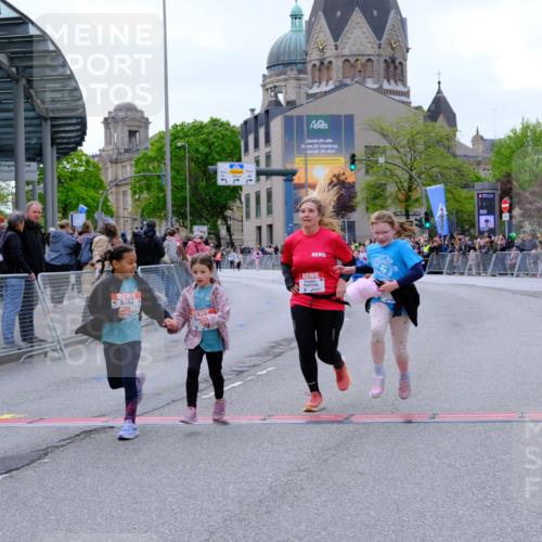 25.04.2026 - Das Zehntel Tim E. http://msf.ph/oto/9579354 25.04.2026 11:09:40 Ziel 5658, 6286, 6290, 6862, 7262, 7432, 7476 meine-sportfotos.de