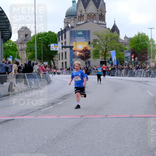 25.04.2026 - Das Zehntel Tim E. http://msf.ph/oto/9579357 25.04.2026 11:09:42 Ziel 5658, 6286, 6290, 6862, 7262, 7432, 7476 meine-sportfotos.de