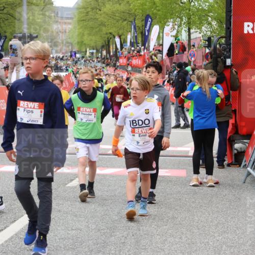 25.04.2026 - Das Zehntel Strokosch-Dieckow http://msf.ph/oto/9579369 25.04.2026 08:51:36 Ziel 1125, 1200, 1284, 1523, 1731, 1987, 2751, 2806, 3261, 3303, 3309, 3843, 3967, 1125, 1200, 1284, 1523, 1731, 1987, 2751, 2806, 3261, 3303, 3309, 3843, 3967 meine-sportfotos.de