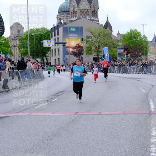 25.04.2026 - Das Zehntel Tim E. http://msf.ph/oto/9579378 25.04.2026 11:09:48 Ziel 5199, 5730, 6286, 6290 meine-sportfotos.de