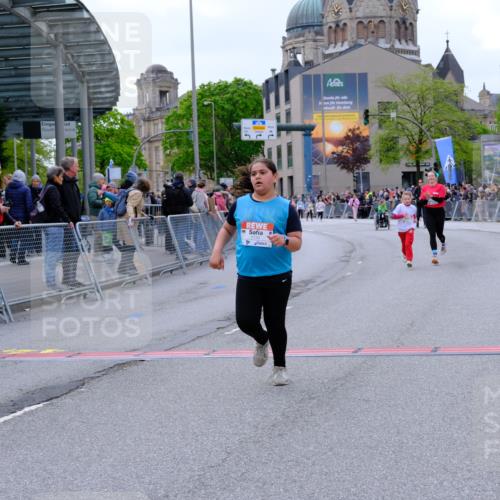 25.04.2026 - Das Zehntel Tim E. http://msf.ph/oto/9579382 25.04.2026 11:09:49 Ziel 5199, 5730, 6286, 6290 meine-sportfotos.de