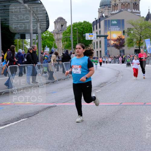 25.04.2026 - Das Zehntel Tim E. http://msf.ph/oto/9579384 25.04.2026 11:09:49 Ziel 5199, 5730, 6286, 6290 meine-sportfotos.de
