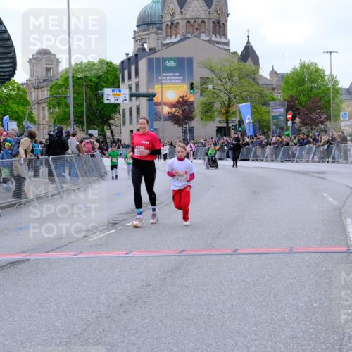 25.04.2026 - Das Zehntel Tim E. http://msf.ph/oto/9579390 25.04.2026 11:09:52 Ziel 5199, 5730 meine-sportfotos.de