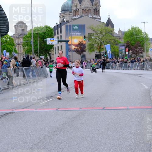 25.04.2026 - Das Zehntel Tim E. http://msf.ph/oto/9579391 25.04.2026 11:09:52 Ziel 5199, 5730 meine-sportfotos.de