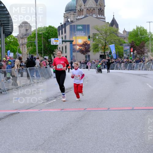 25.04.2026 - Das Zehntel Tim E. http://msf.ph/oto/9579393 25.04.2026 11:09:52 Ziel 5199, 5730 meine-sportfotos.de