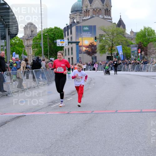 25.04.2026 - Das Zehntel Tim E. http://msf.ph/oto/9579395 25.04.2026 11:09:52 Ziel 5199, 5730 meine-sportfotos.de
