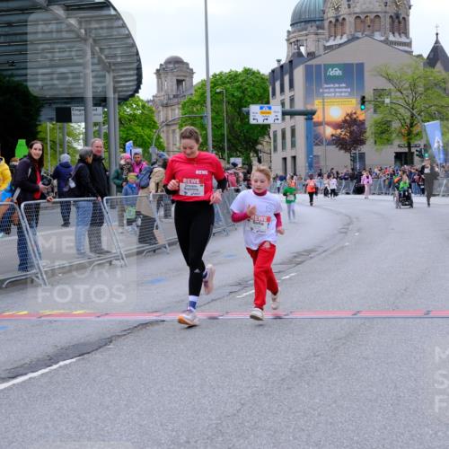 25.04.2026 - Das Zehntel Tim E. http://msf.ph/oto/9579402 25.04.2026 11:09:53 Ziel 5199, 5730 meine-sportfotos.de