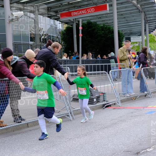 25.04.2026 - Das Zehntel Tim E. http://msf.ph/oto/9579422 25.04.2026 11:10:02 Ziel 5849, 5863, 7342, 7379 meine-sportfotos.de