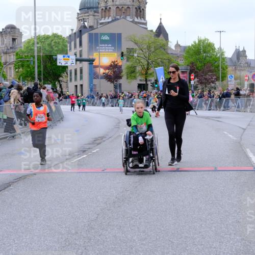 25.04.2026 - Das Zehntel Tim E. http://msf.ph/oto/9579433 25.04.2026 11:10:08 Ziel 7342, 7351, 7379 meine-sportfotos.de