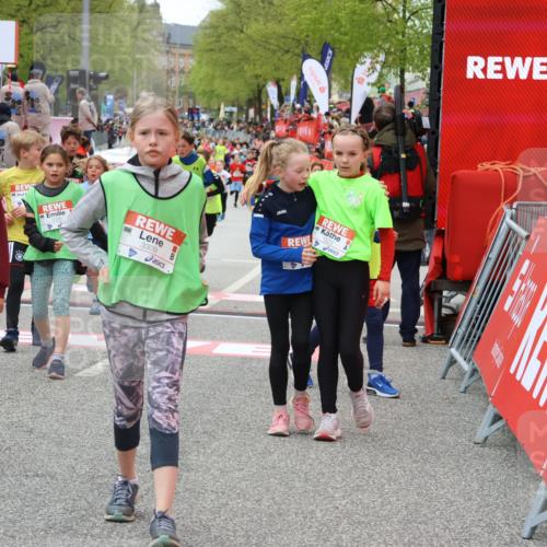 25.04.2026 - Das Zehntel Strokosch-Dieckow http://msf.ph/oto/9579451 25.04.2026 08:51:42 Ziel 1197, 1284, 1542, 1729, 1731, 1739, 1888, 1987, 2656, 2806, 2820, 3215, 3260, 3330, 3627, 1197, 1284, 1542, 1729, 1731, 1739, 1888, 1987, 2656, 2806, 2820, 3215, 3260, 3330, 3627 meine-sportfotos.de