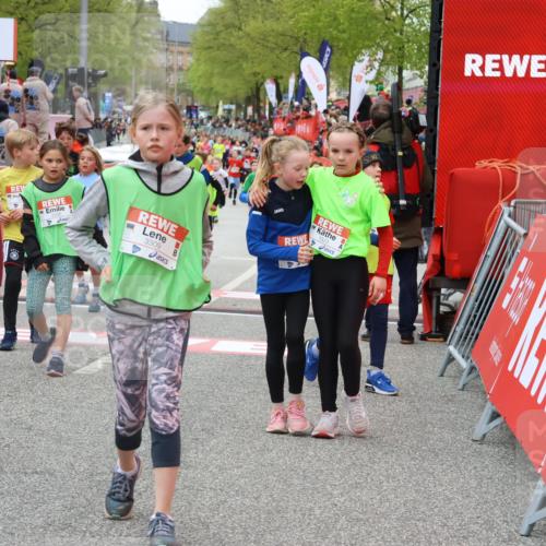 25.04.2026 - Das Zehntel Strokosch-Dieckow http://msf.ph/oto/9579459 25.04.2026 08:51:42 Ziel 1197, 1284, 1542, 1729, 1731, 1739, 1888, 1987, 2656, 2806, 2820, 3215, 3260, 3330, 3627, 1197, 1284, 1542, 1729, 1731, 1739, 1888, 1987, 2656, 2806, 2820, 3215, 3260, 3330, 3627 meine-sportfotos.de