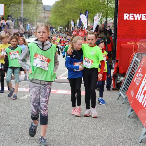 25.04.2026 - Das Zehntel Strokosch-Dieckow http://msf.ph/oto/9579468 25.04.2026 08:51:42 Ziel 1197, 1284, 1542, 1729, 1731, 1739, 1888, 1987, 2656, 2806, 2820, 3215, 3260, 3330, 3627, 1197, 1284, 1542, 1729, 1731, 1739, 1888, 1987, 2656, 2806, 2820, 3215, 3260, 3330, 3627 meine-sportfotos.de