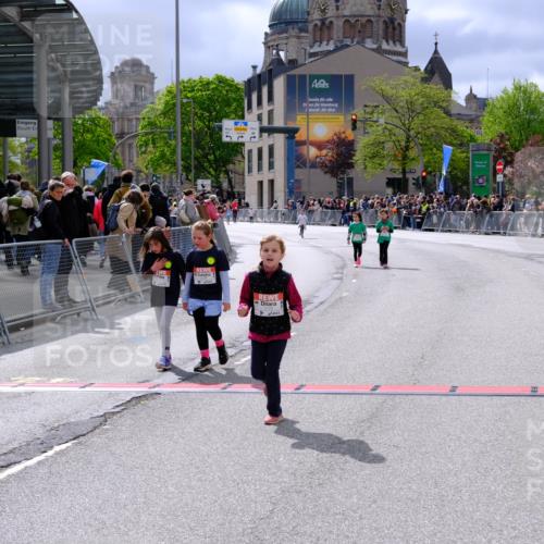 25.04.2026 - Das Zehntel Tim E. http://msf.ph/oto/9579496 25.04.2026 11:11:03 Ziel 5128, 6579, 6596 meine-sportfotos.de