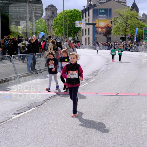 25.04.2026 - Das Zehntel Tim E. http://msf.ph/oto/9579497 25.04.2026 11:11:04 Ziel 5128, 6579, 6596 meine-sportfotos.de