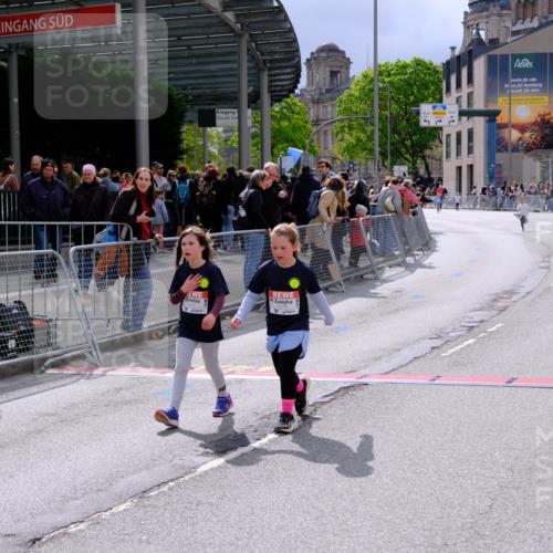 25.04.2026 - Das Zehntel Tim E. http://msf.ph/oto/9579506 25.04.2026 11:11:05 Ziel 5128, 6579, 6596 meine-sportfotos.de