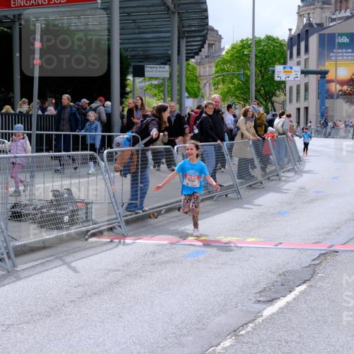 25.04.2026 - Das Zehntel Tim E. http://msf.ph/oto/9579528 25.04.2026 11:11:24 Ziel 6788 meine-sportfotos.de