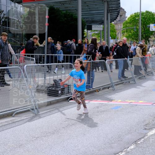 25.04.2026 - Das Zehntel Tim E. http://msf.ph/oto/9579535 25.04.2026 11:11:25 Ziel 6788 meine-sportfotos.de